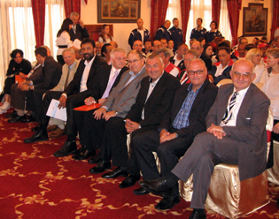 ugleden zvanice na svecanom otvaranju